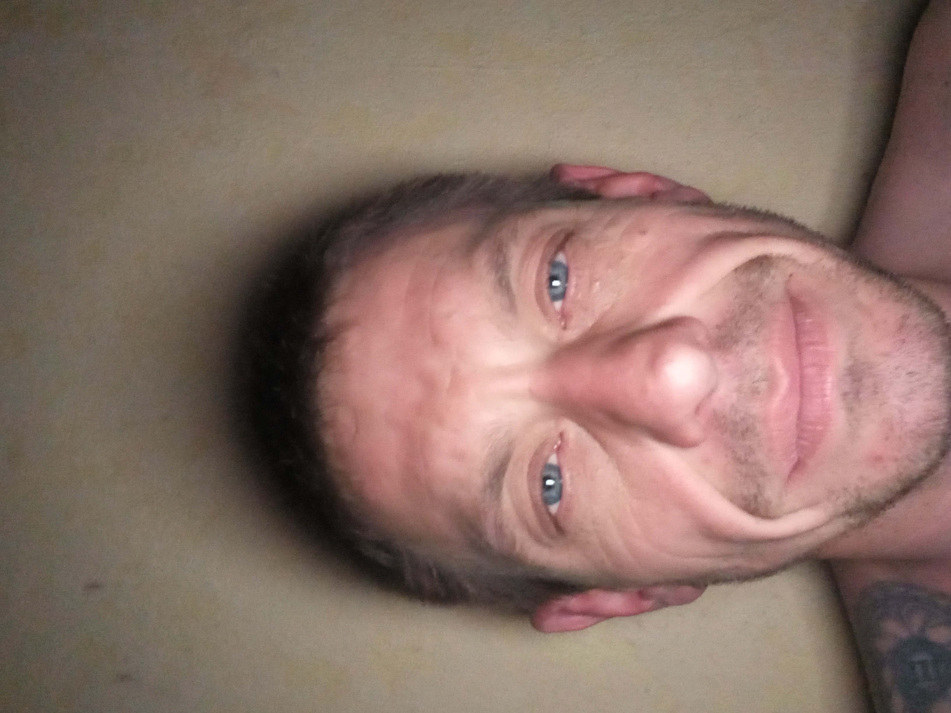 Анкета: Парень 35 лет ищу знакомство от 30 до 42 лет для паебушек — Никополь